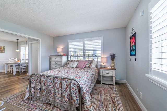 2820 SW 15th Street 201, Delray Beach, FL 33445