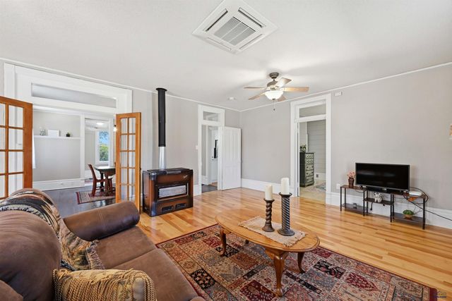 1307 DAVENPORT ST, Sturgis, SD 57785