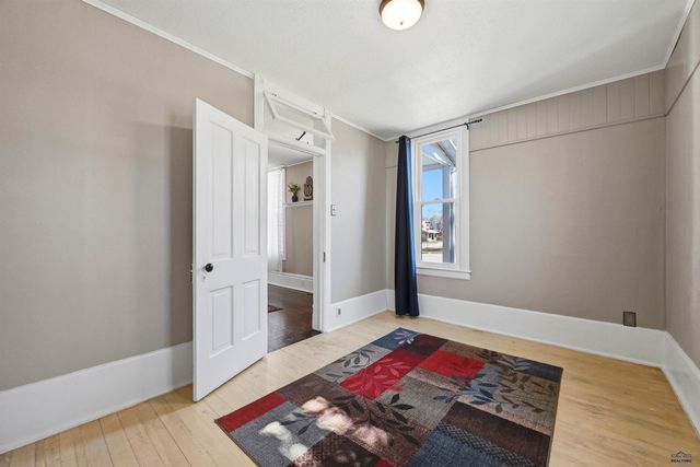 1307 DAVENPORT ST, Sturgis, SD 57785
