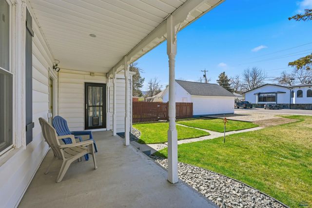 1307 DAVENPORT ST, Sturgis, SD 57785