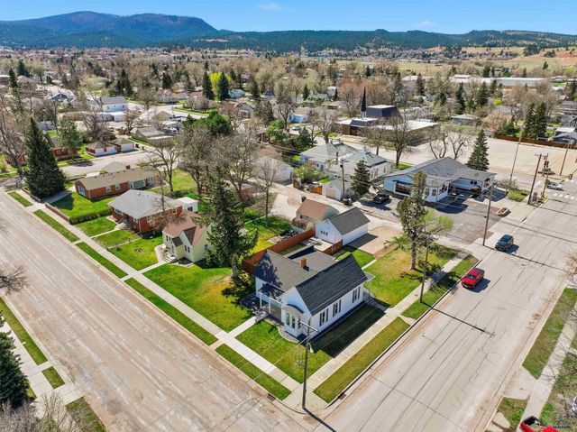 1307 DAVENPORT ST, Sturgis, SD 57785