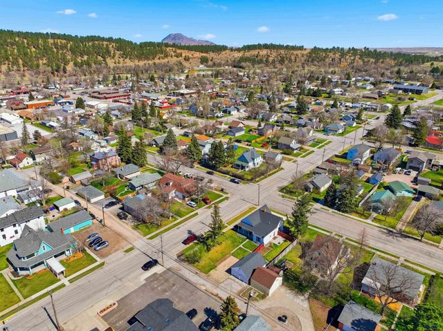 1307 DAVENPORT ST, Sturgis, SD 57785