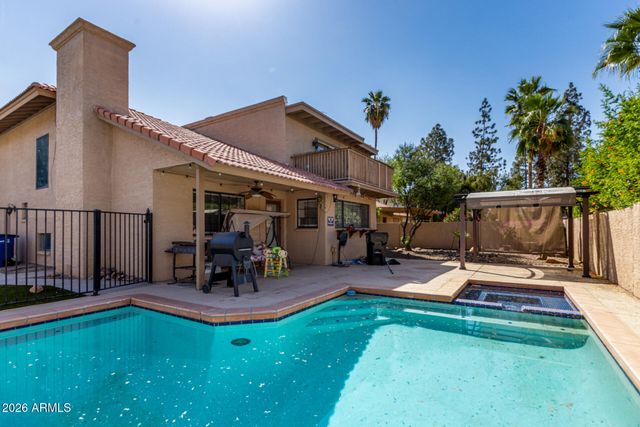 640 N IRONWOOD Way, Gilbert, AZ 85234