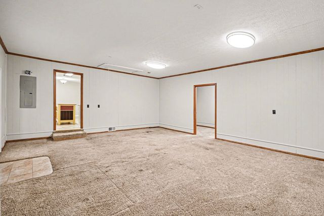 3005 Highway 52, W, Lafayette, TN 37083