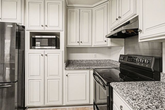 3005 Highway 52, W, Lafayette, TN 37083