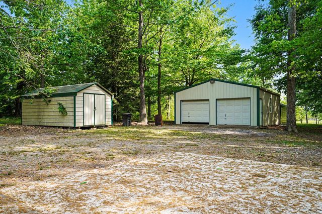 3005 Highway 52, W, Lafayette, TN 37083