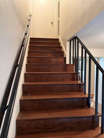 1122 Lakeside Drive, Huntsville, TX 77320