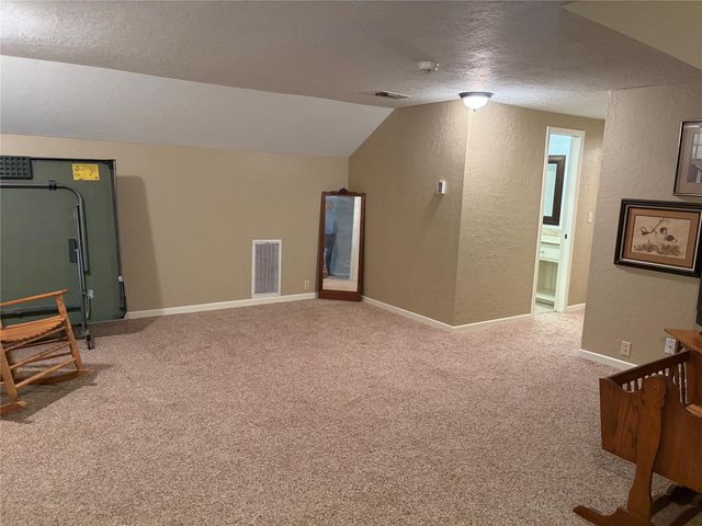 1122 Lakeside Drive, Huntsville, TX 77320