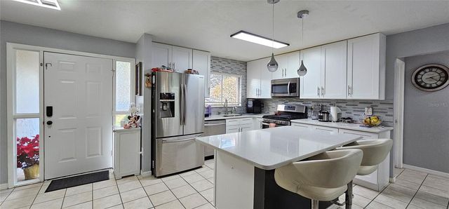 10123 FAIRTREE LANE, Orlando, FL 32821