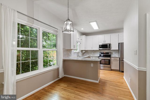 4 SAINT CHRISTOPHERS DR, Stafford, VA 22556