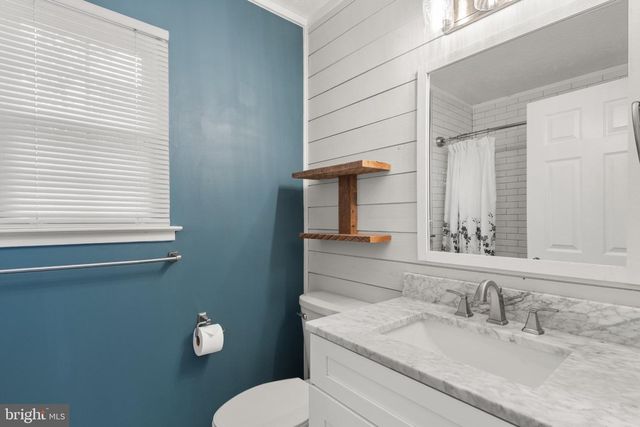 4 SAINT CHRISTOPHERS DR, Stafford, VA 22556