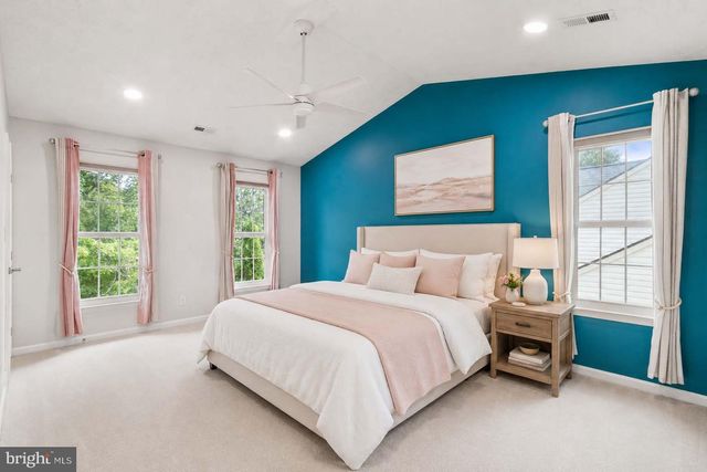 4 SAINT CHRISTOPHERS DR, Stafford, VA 22556