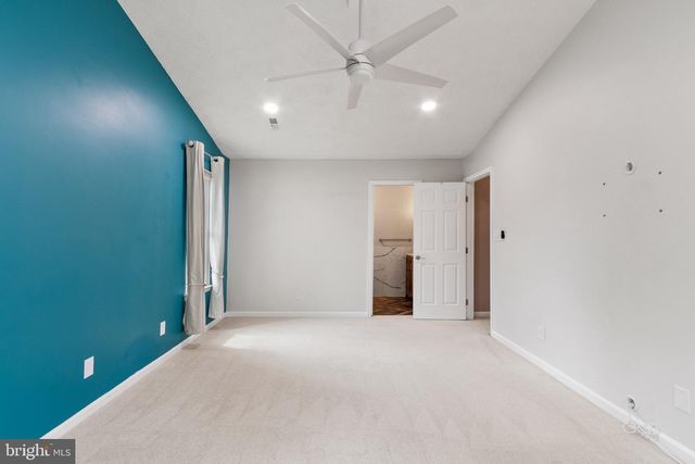 4 SAINT CHRISTOPHERS DR, Stafford, VA 22556
