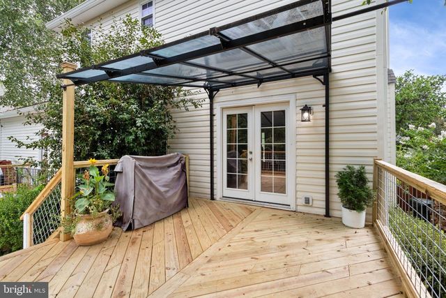 4 SAINT CHRISTOPHERS DR, Stafford, VA 22556