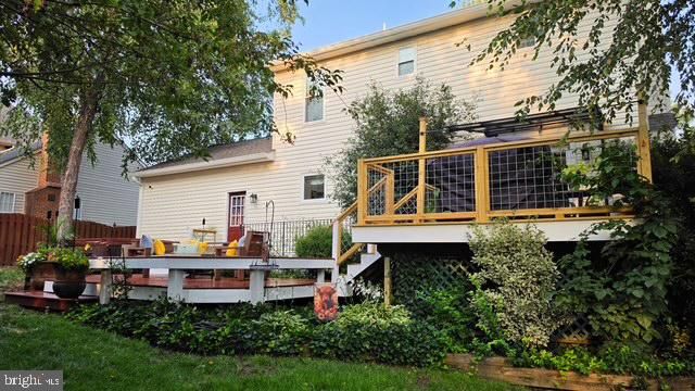 4 SAINT CHRISTOPHERS DR, Stafford, VA 22556