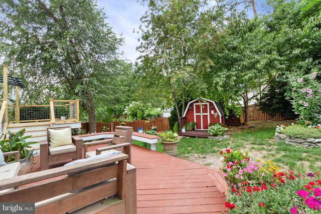 4 SAINT CHRISTOPHERS DR, Stafford, VA 22556