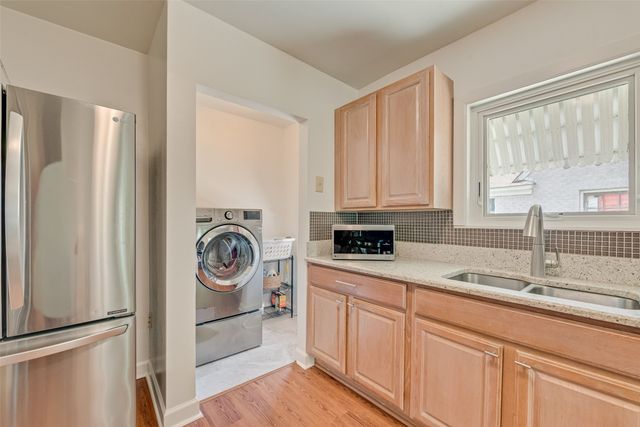 2630 Langdon Avenue, Dallas, TX 75235