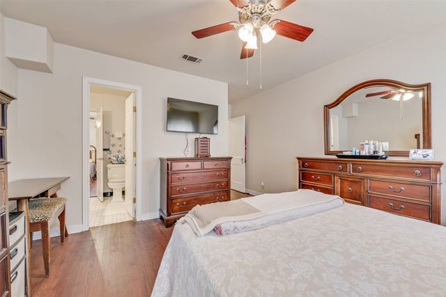 2630 Langdon Avenue, Dallas, TX 75235