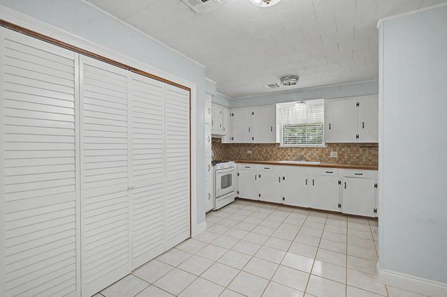 313 Everette Drive, Houma, LA 70364