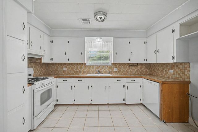 313 Everette Drive, Houma, LA 70364