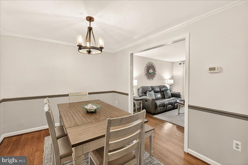 Image 10 of property listing at 8241 WATERSIDE CT, Frederick, MD 21701