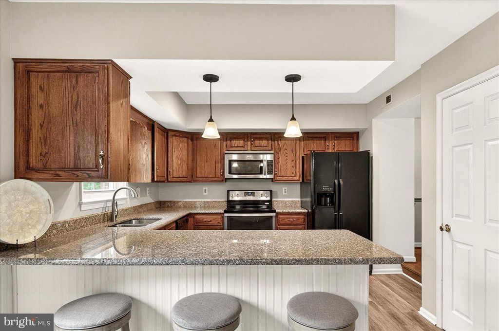 Image 12 of property listing at 8241 WATERSIDE CT, Frederick, MD 21701
