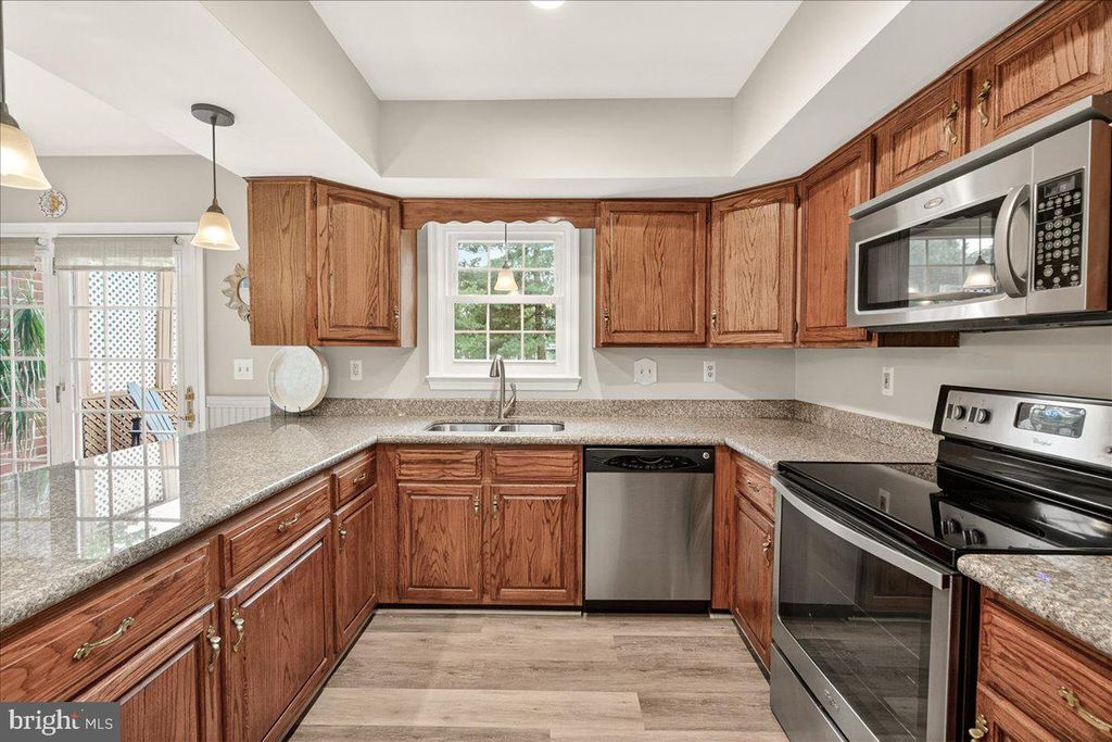 Image 15 of property listing at 8241 WATERSIDE CT, Frederick, MD 21701