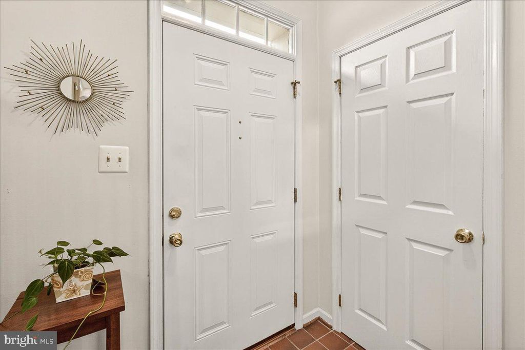 Image 21 of property listing at 8241 WATERSIDE CT, Frederick, MD 21701