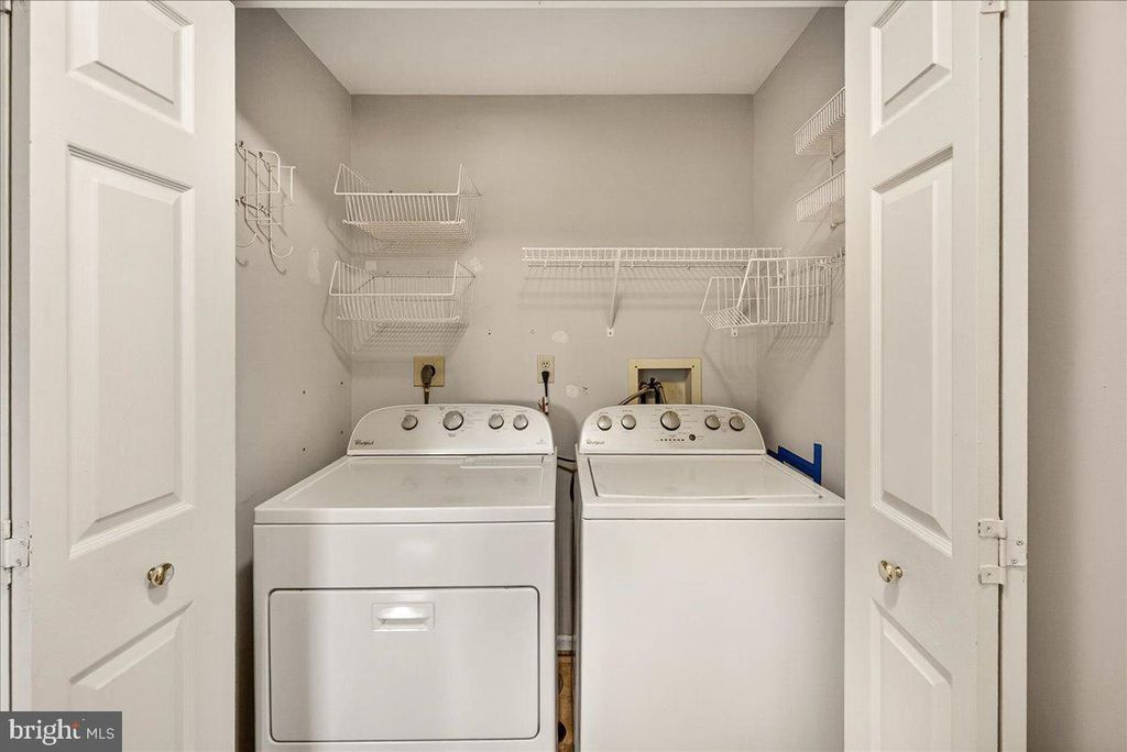 Image 25 of property listing at 8241 WATERSIDE CT, Frederick, MD 21701