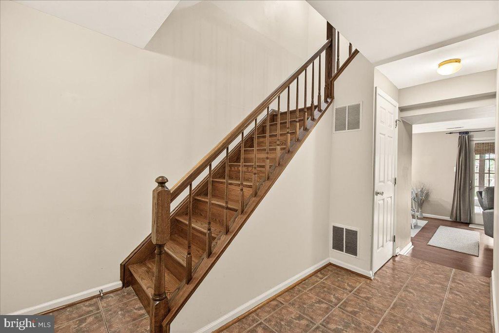 Image 32 of property listing at 8241 WATERSIDE CT, Frederick, MD 21701
