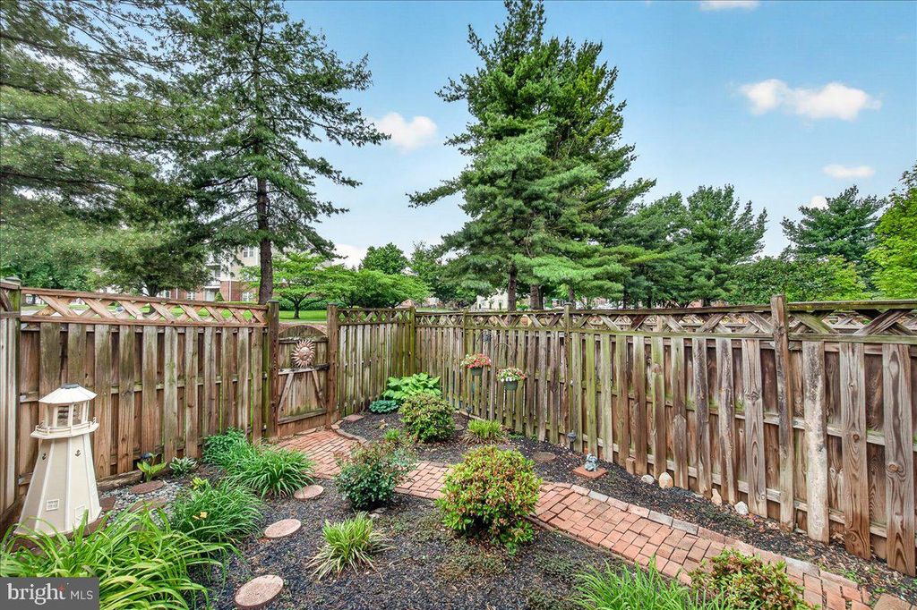 Image 42 of property listing at 8241 WATERSIDE CT, Frederick, MD 21701