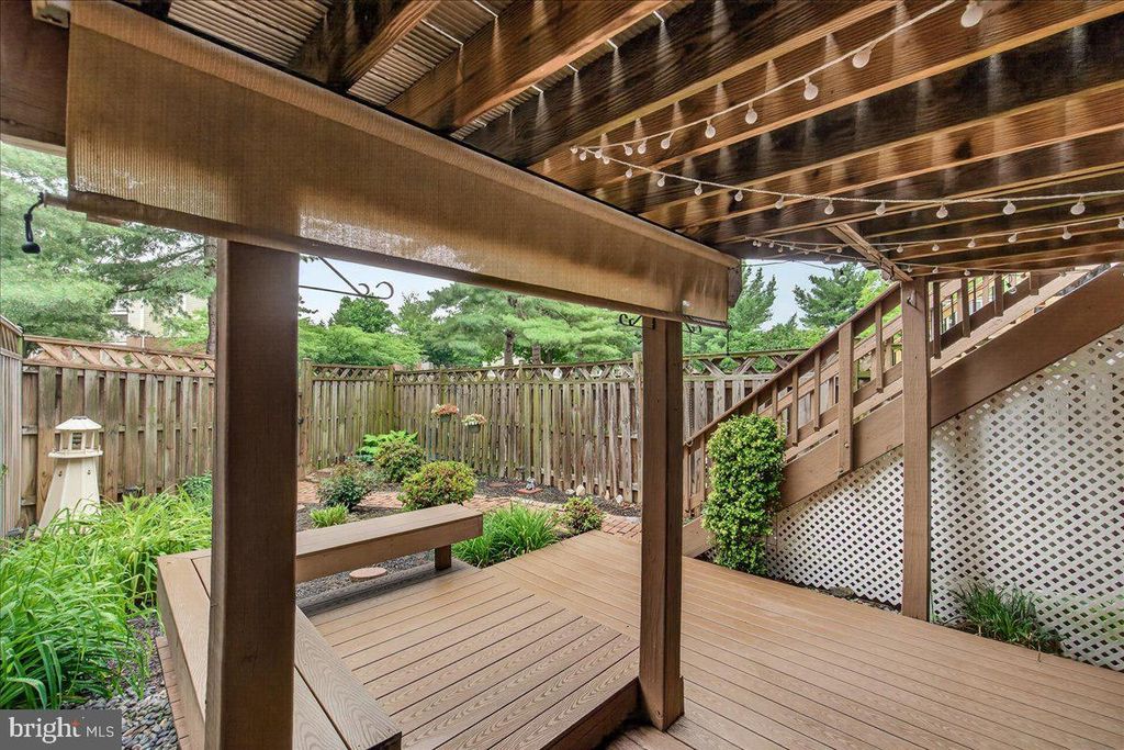 Image 44 of property listing at 8241 WATERSIDE CT, Frederick, MD 21701