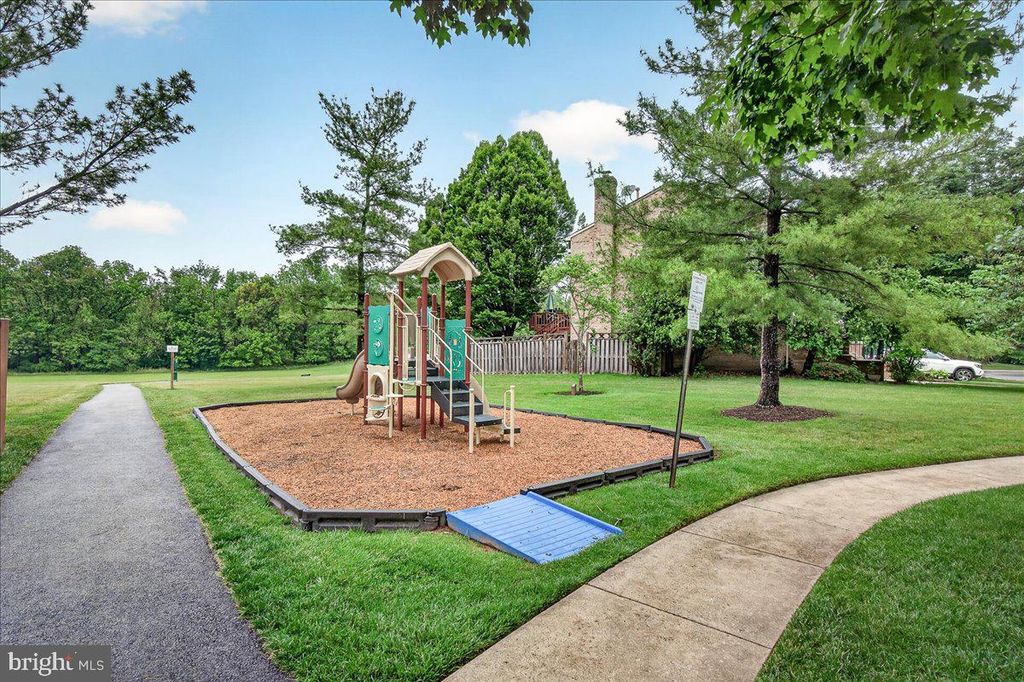 Image 45 of property listing at 8241 WATERSIDE CT, Frederick, MD 21701