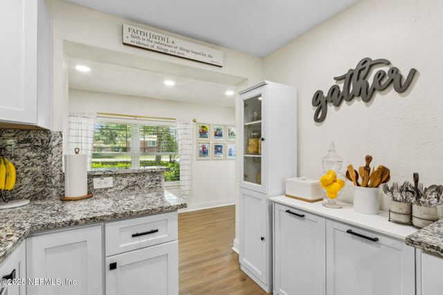 2605 JEWELL Road, Jacksonville, FL 32216