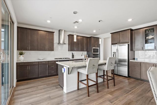 1264 Blue Range Way, Roseville, CA 95747