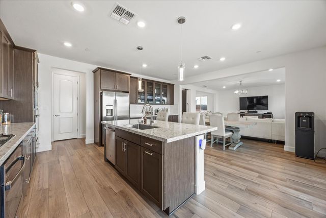 1264 Blue Range Way, Roseville, CA 95747