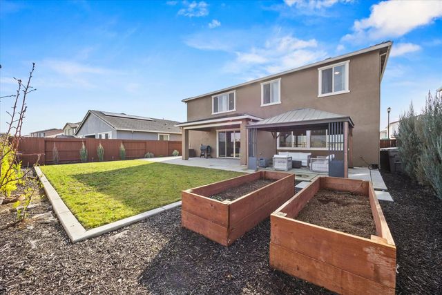 1264 Blue Range Way, Roseville, CA 95747