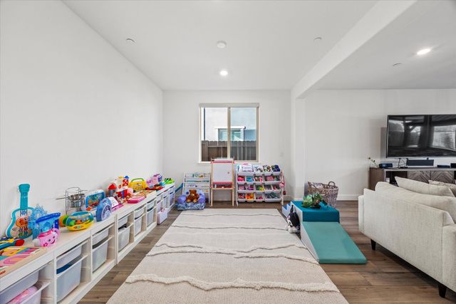 1264 Blue Range Way, Roseville, CA 95747