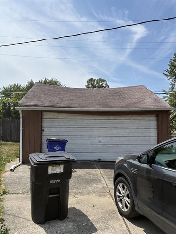 10734 E Outer Drive, Detroit, MI 48224