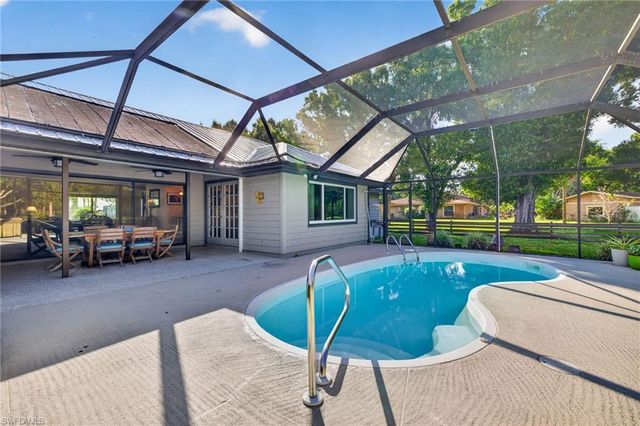6810 Tech CT, Fort Myers, FL 33905