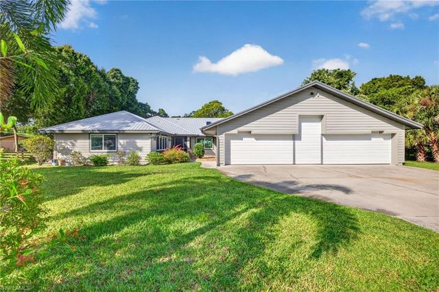 6810 Tech CT, Fort Myers, FL 33905