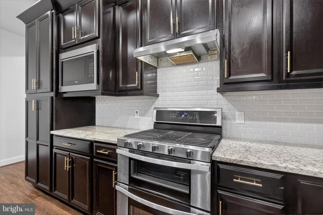 799 BARN SWALLOW WAY, Mechanicsburg, PA 17055