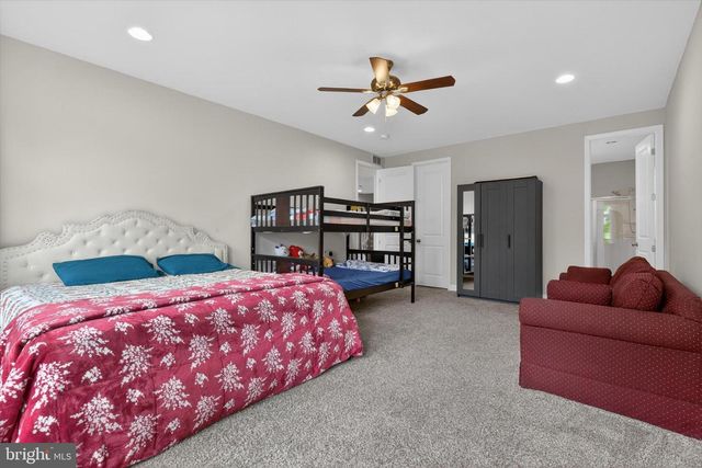 799 BARN SWALLOW WAY, Mechanicsburg, PA 17055