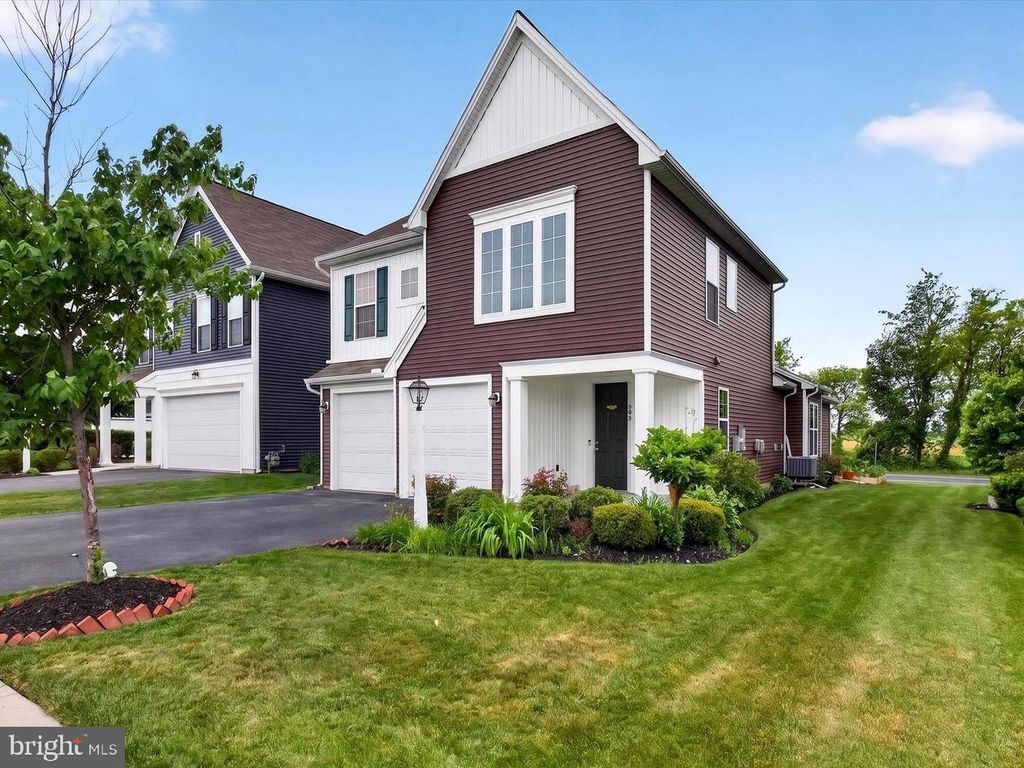 799 BARN SWALLOW WAY, Mechanicsburg, PA 17055