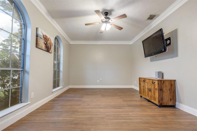 4419 Broadleaf Street, Kingwood, TX 77345