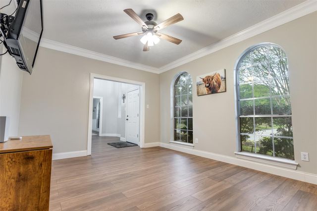 4419 Broadleaf Street, Kingwood, TX 77345