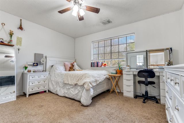 4419 Broadleaf Street, Kingwood, TX 77345