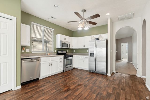6672 S LEICHEN CT, West Jordan, UT 84084