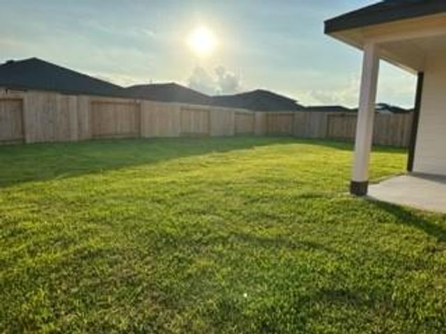 7722 Murciana Drive, Rosharon, TX 77583