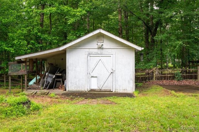 2311 Moseley Rd, Moseley, VA 23120